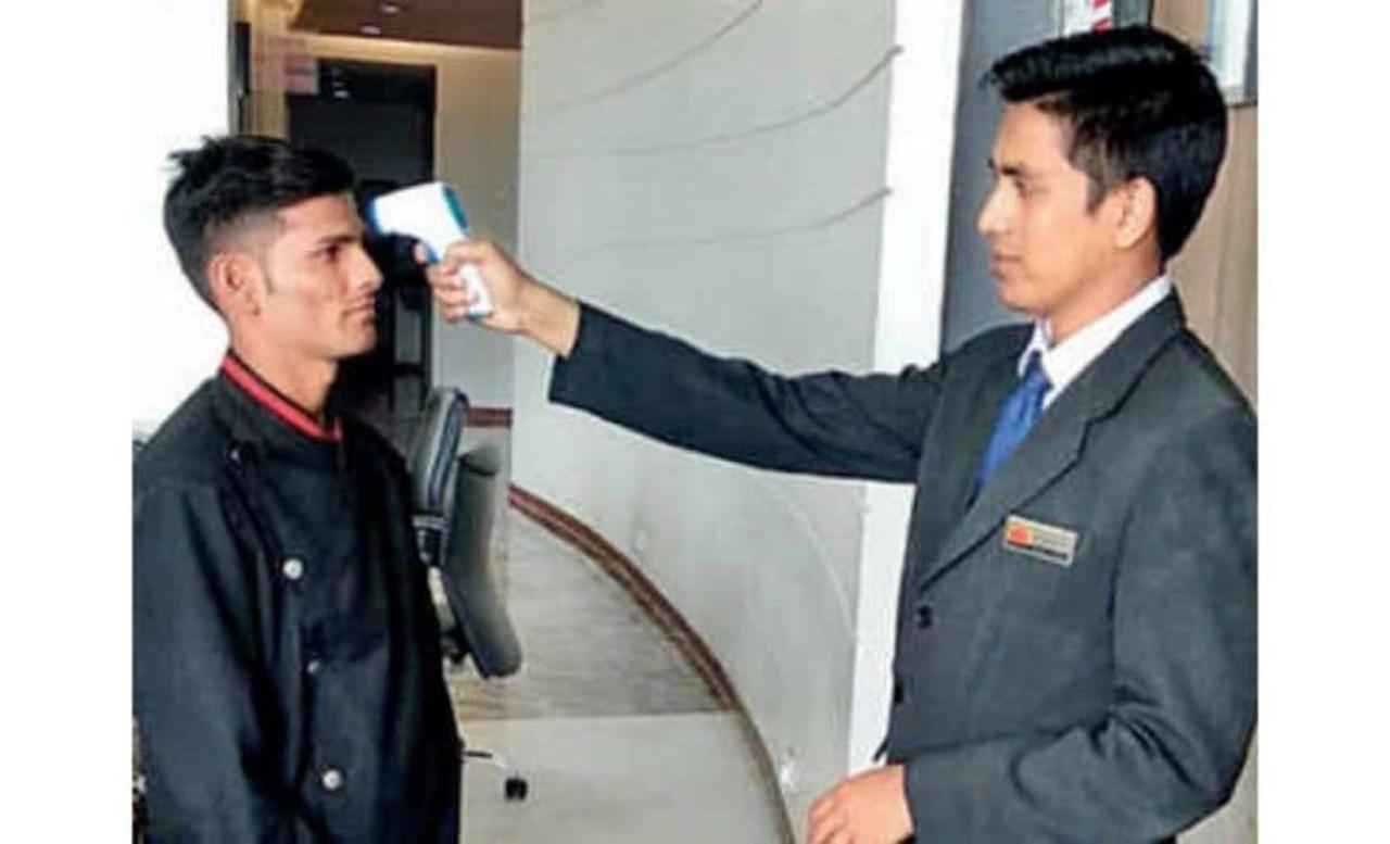 Hotel Z Suites- Delhi Igi Airport Yeni Delhi Dış mekan fotoğraf